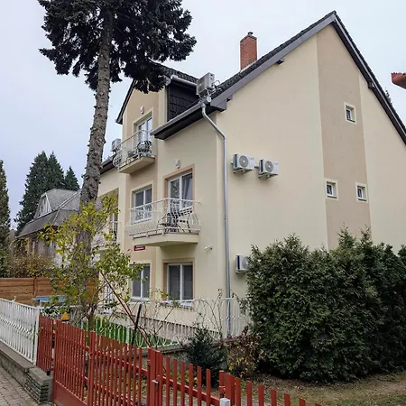 Διαμέρισμα Moon Light *