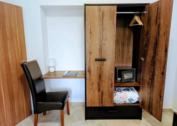 Moon Light アパート ヘーヴィーズ